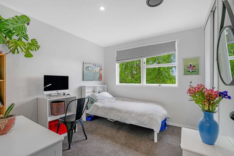 Photo of property in 14 View Street, Maungaturoto, 0520