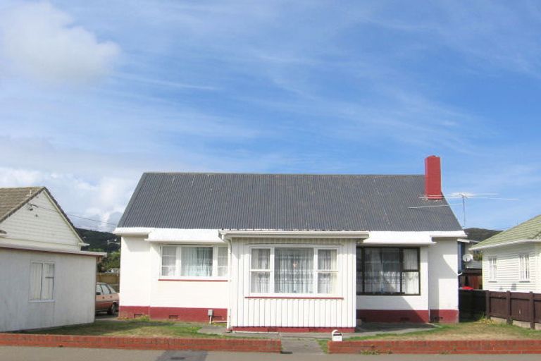 Photo of property in 15 Wayside, Miramar, Wellington, 6022