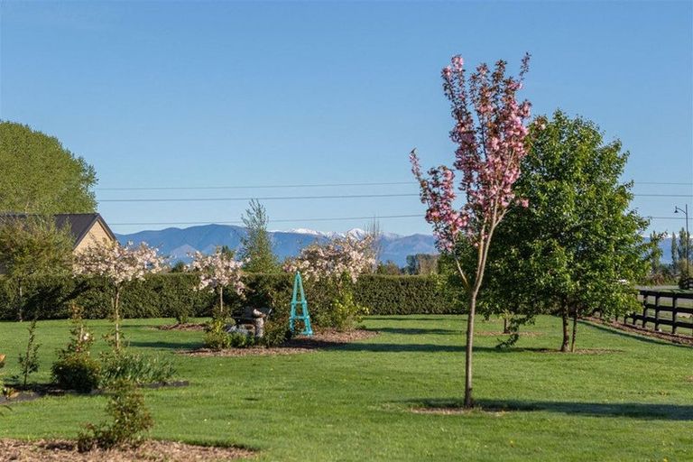 Photo of property in 6 Hallfield Drive, Ohoka, Kaiapoi, 7692