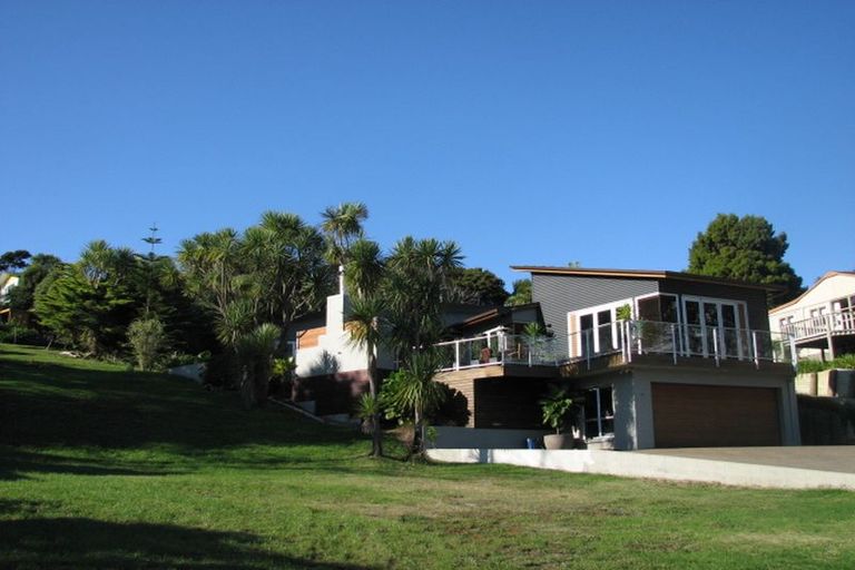 Photo of property in 44 Kaitoke Street, Raglan, 3225