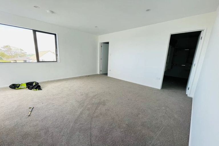 Photo of property in 1b Tui Glen Road, Birkenhead, Auckland, 0626