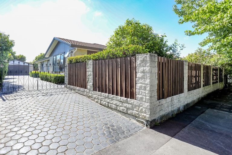 Photo of property in 44 Westmont Street, Ilam, Christchurch, 8041