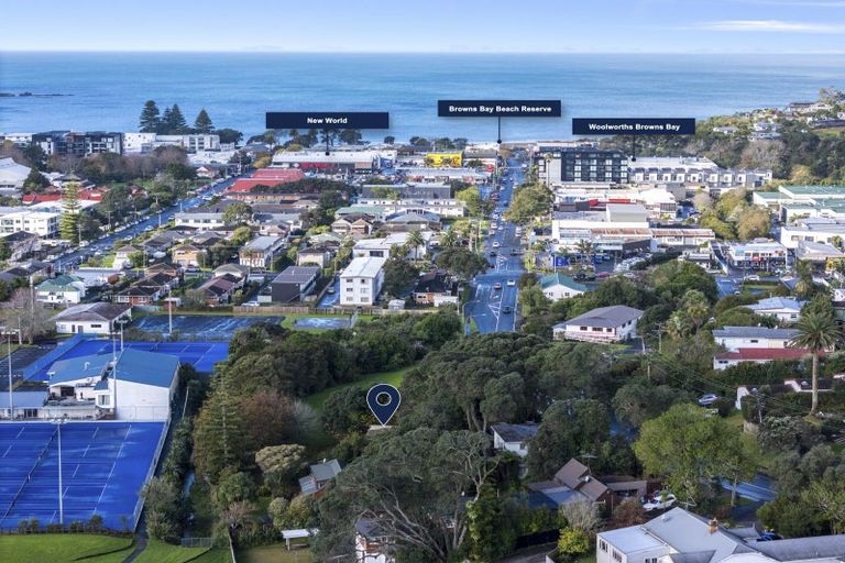 Photo of property in 23 Glencoe Road, Browns Bay, Auckland, 0630