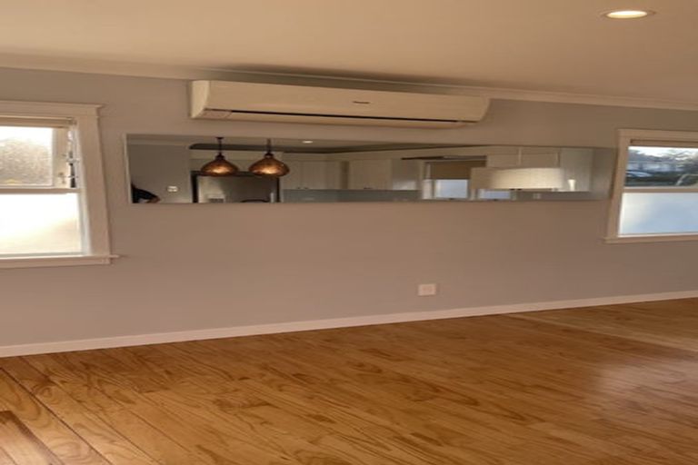 Photo of property in 20 Glendene Avenue, Glendene, Auckland, 0602