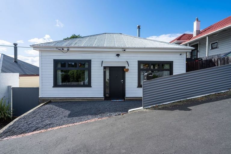 Photo of property in 19 Cole Street, Caversham, Dunedin, 9012