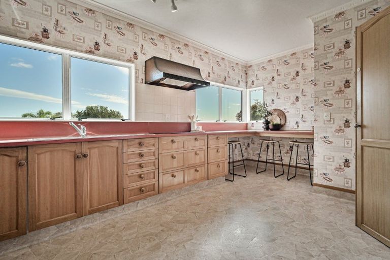 Photo of property in 14 Hunters Hill, Havelock North, 4130