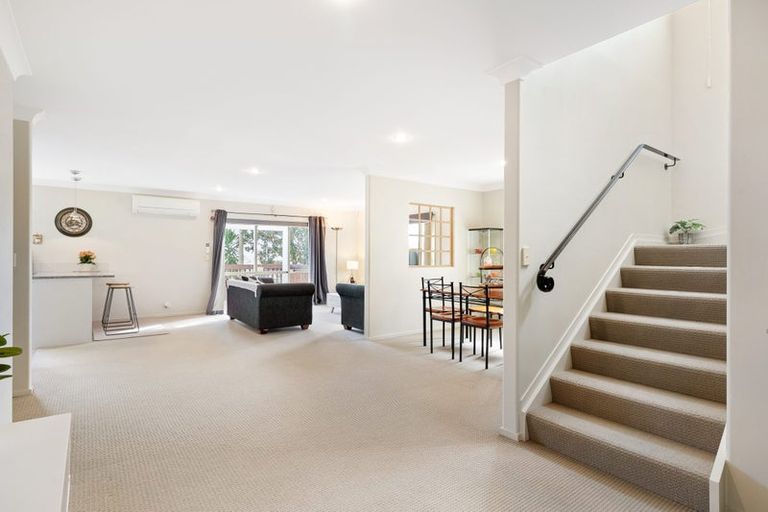 Photo of property in 11 Amaretto Avenue, Flat Bush, Auckland, 2019