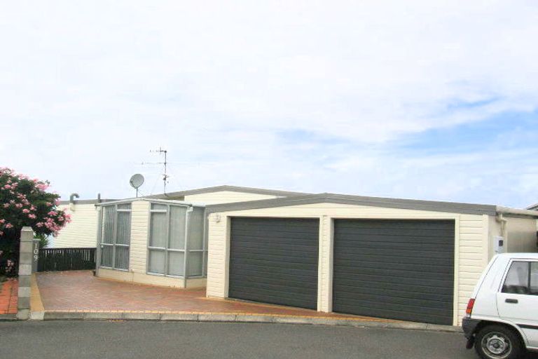 Photo of property in 93 Amritsar Street, Khandallah, Wellington, 6035