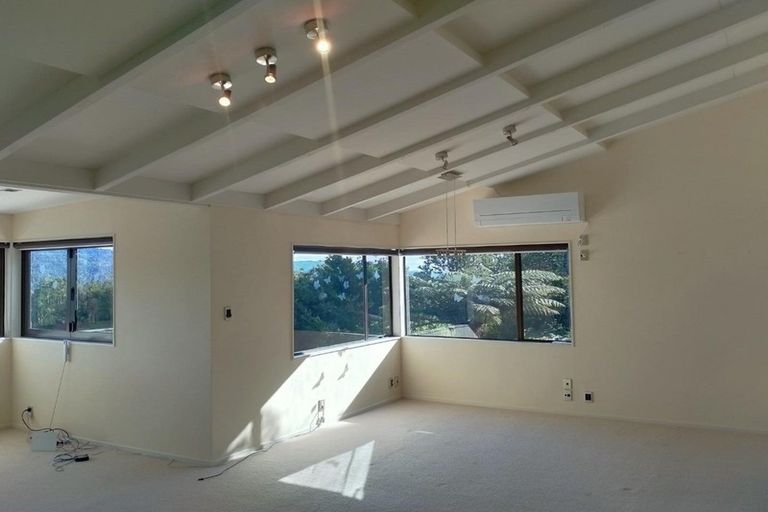 Photo of property in 154 Carter Road, Oratia, Auckland, 0604