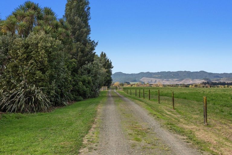 Photo of property in 51 Tahuna Road, Te Teko, 3192