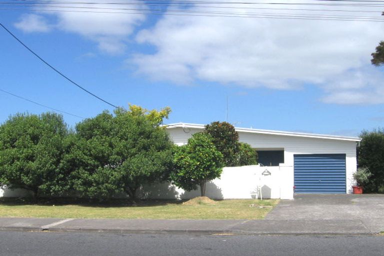Photo of property in 4/102b Manuka Road, Bayview, Auckland, 0629