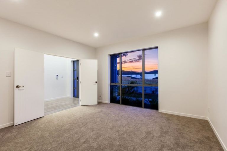 Photo of property in 17 Jack Hawken Lane, Silverdale, 0932