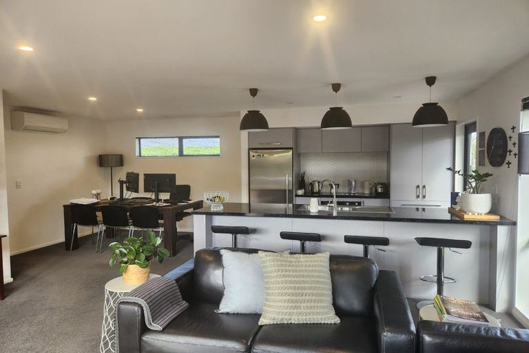 Photo of property in 2/161 Petrie Street, Richmond, Christchurch, 8013