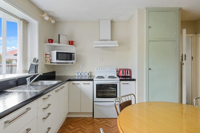 Photo of property in 203 Grahams Road, Burnside, Christchurch, 8053