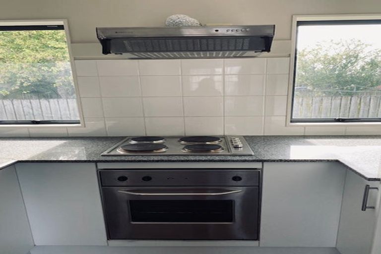 Photo of property in 24 Larsen Street, Otara, Auckland, 2025