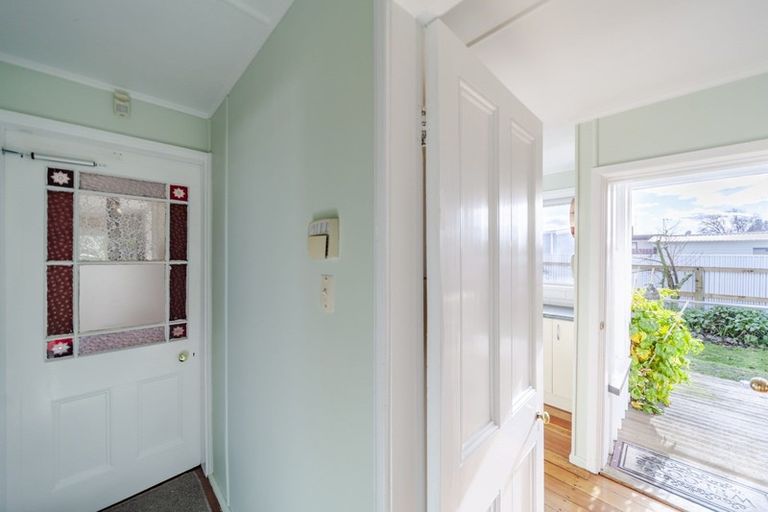 Photo of property in 11 Bell Street, Otane, 4202