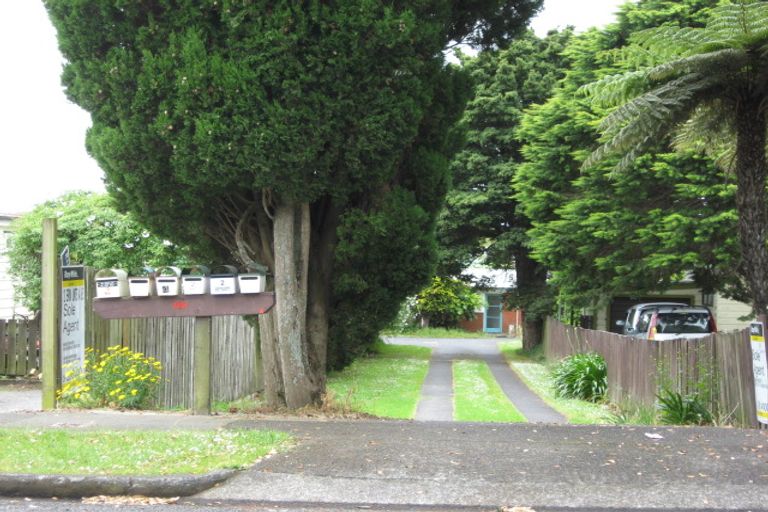 Photo of property in 2/65 Victoria Street, Pukekohe, 2120