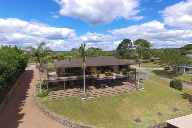 Photo of property in 18 Colonel Mould Drive, Mangonui, 0420