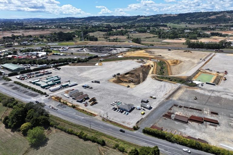 Photo of property in 1159 Great South Road, Runciman, Drury, 2578