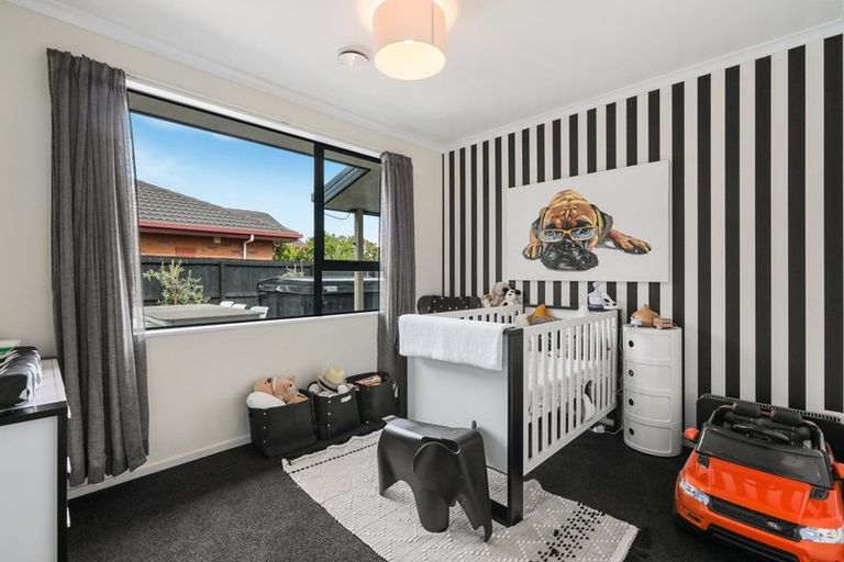 Photo of property in 124d Saint Johns Street, Bromley, Christchurch, 8062