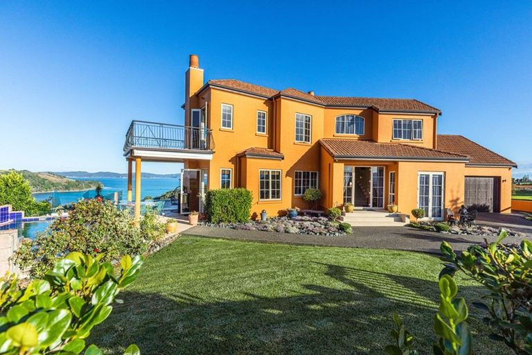 Photo of property in 220 Whitmore Road, Tawharanui Peninsula, Warkworth, 0986