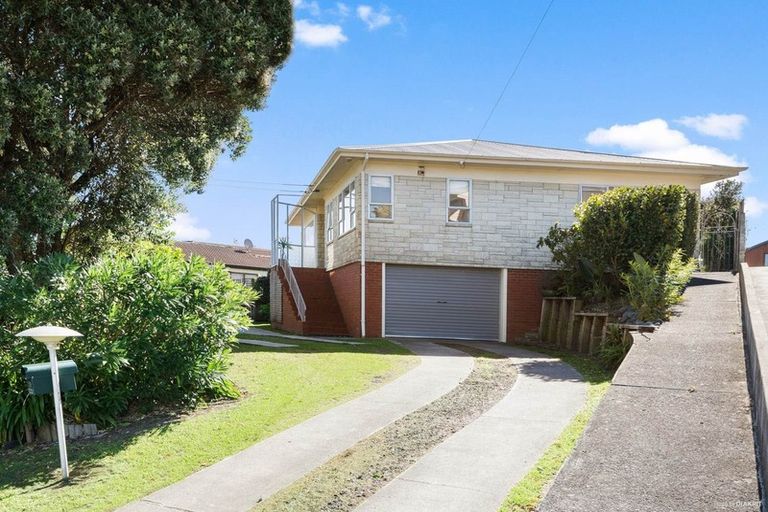Photo of property in 30 Devon Road, Bucklands Beach, Auckland, 2012