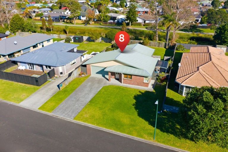 Photo of property in 8 Webb Place, Papamoa Beach, Papamoa, 3118