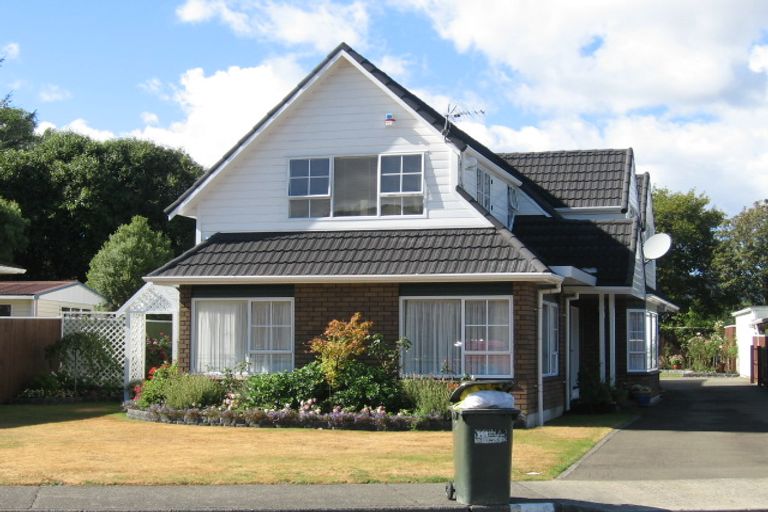 Photo of property in 48 Holdsworth Avenue, Trentham, Upper Hutt, 5018