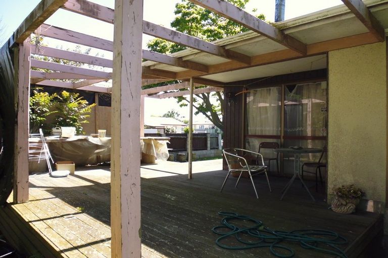 Photo of property in 28 Fleetwood Crescent, Flaxmere, Hastings, 4120