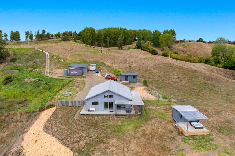 Photo of property in 1498 Oneriri Road, Kaiwaka, 0573