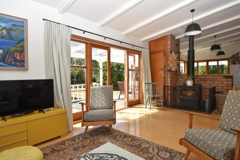 Photo of property in 90 Pembroke Street, Carterton, 5713