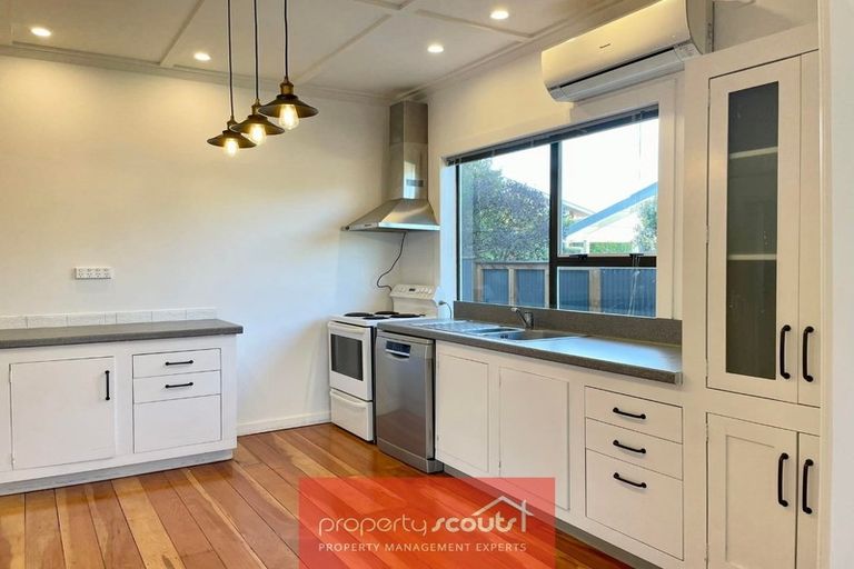 Photo of property in 29 Cutfield Road, New Plymouth, 4310