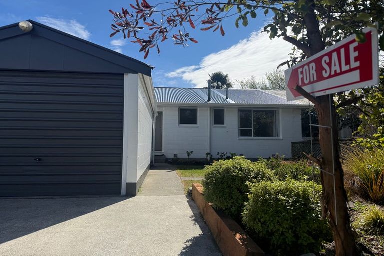 Photo of property in 1/49 Waimea Terrace, Beckenham, Christchurch, 8023