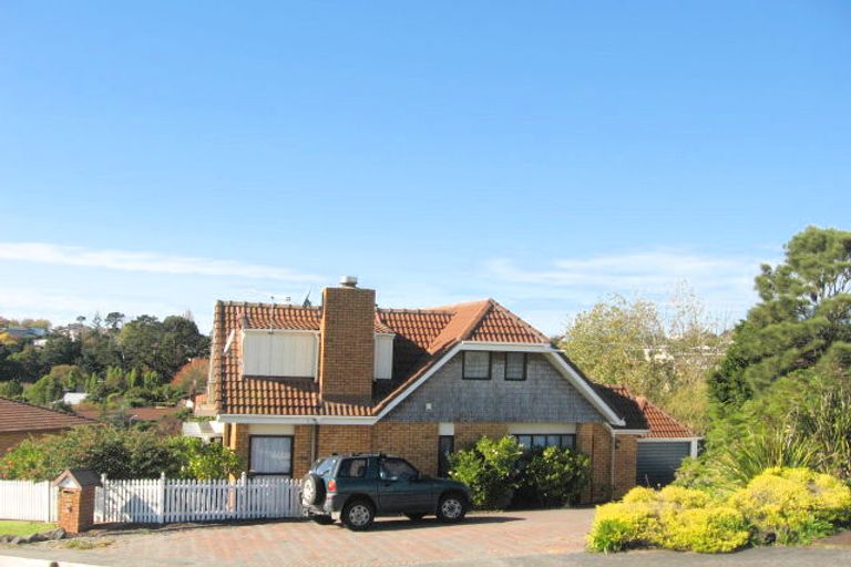 Photo of property in 36 Charles Dickens Drive, Mellons Bay, Auckland, 2014