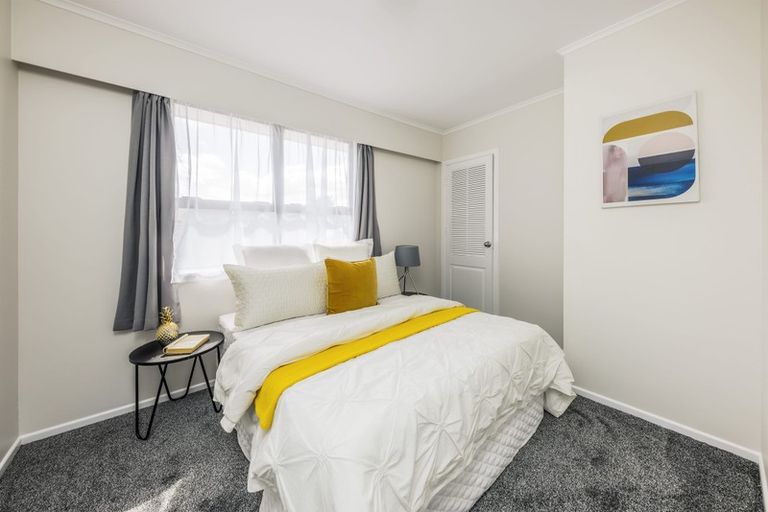 Photo of property in 16 Eastburn Street, Papakura, 2110