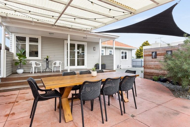 Photo of property in 7 Sanders Avenue, Marewa, Napier, 4110