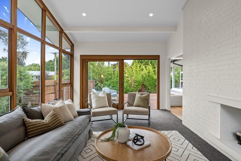 Photo of property in 40 Torquay Place, Bryndwr, Christchurch, 8053