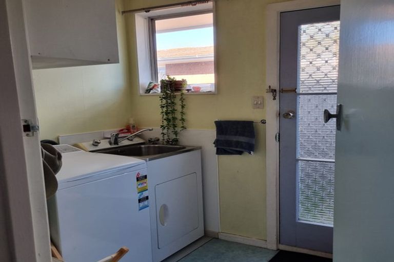 Photo of property in 2/11 Gilby Street, Linwood, Christchurch, 8011