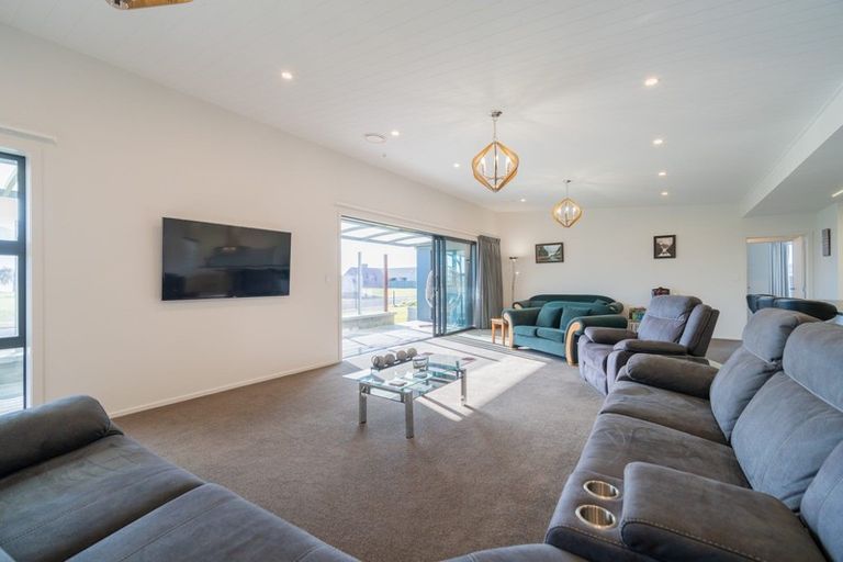 Photo of property in 64 Rodeo Drive, Te Anau, 9600