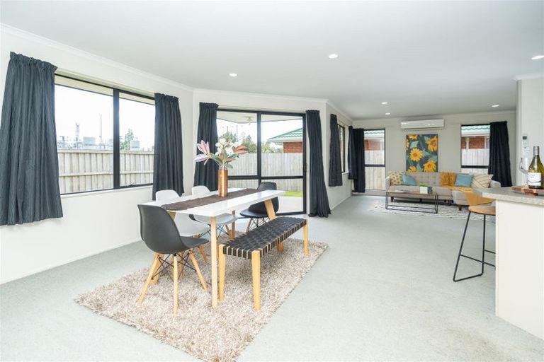 Photo of property in 7 Woodgreen Way, Hamilton East, Hamilton, 3216