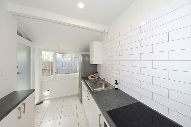 Photo of property in 2/136 Clarence Street, Riccarton, Christchurch, 8011