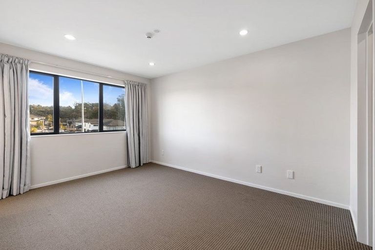 Photo of property in 9/5 Perekia Street, Albany, Auckland, 0632