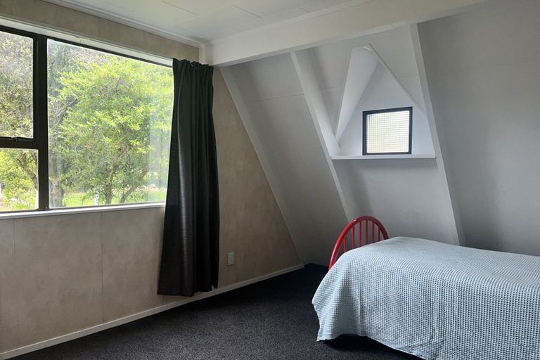 Photo of property in 24 Moana Street, Riverton/aparima, Riverton, 9822