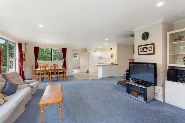 Photo of property in 27 Powells Road, Oxford, 7430