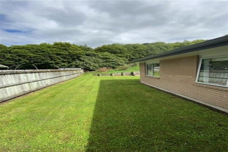 Photo of property in 67 Riverstone Drive, Riverstone Terraces, Upper Hutt, 5018