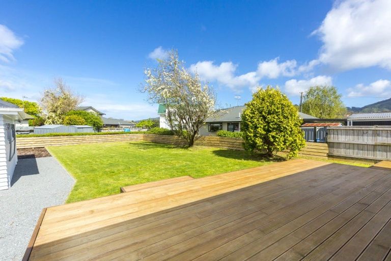 Photo of property in 16 Thackeray Street, Trentham, Upper Hutt, 5018