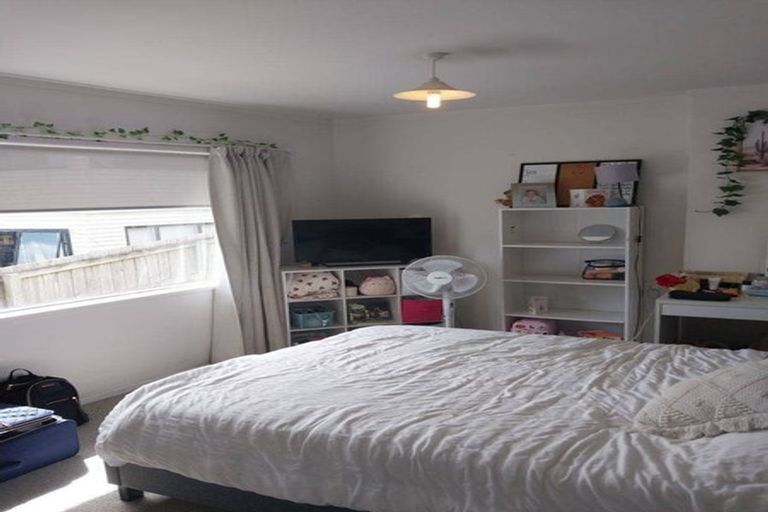 Photo of property in 1/100 Sunrise Avenue, Mairangi Bay, Auckland, 0630