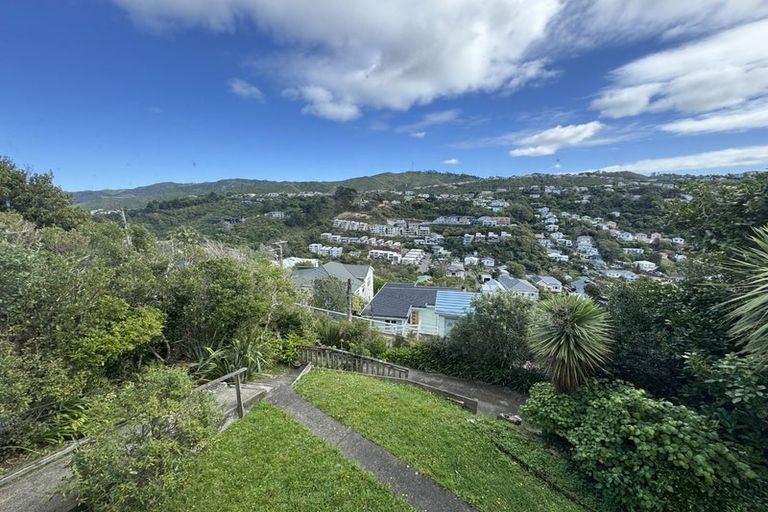 Photo of property in 5 Harland Street, Brooklyn, Wellington, 6021