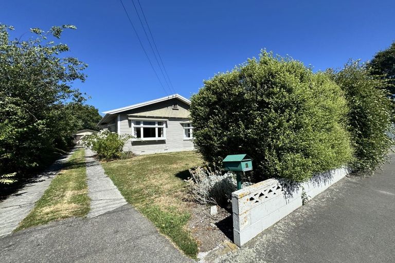 Photo of property in 6 Nortons Road, Avonhead, Christchurch, 8042