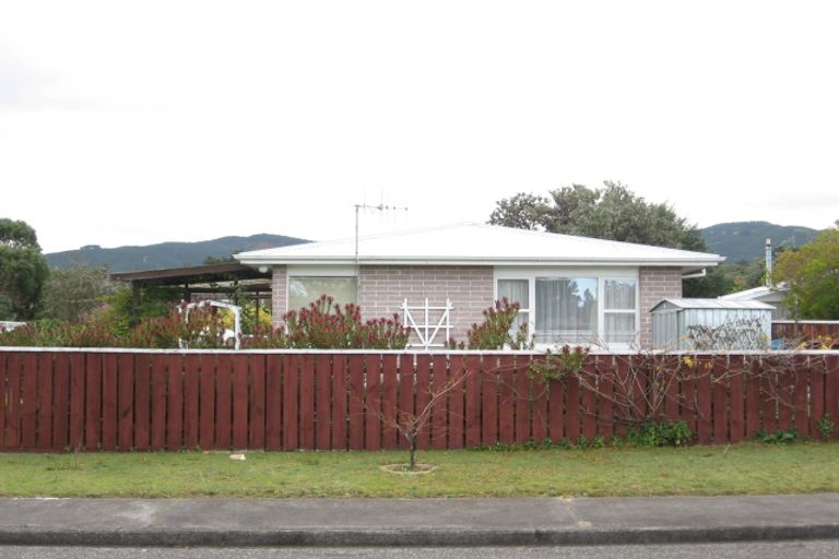 Photo of property in 5b Nola Avenue, Raumati Beach, Paraparaumu, 5032
